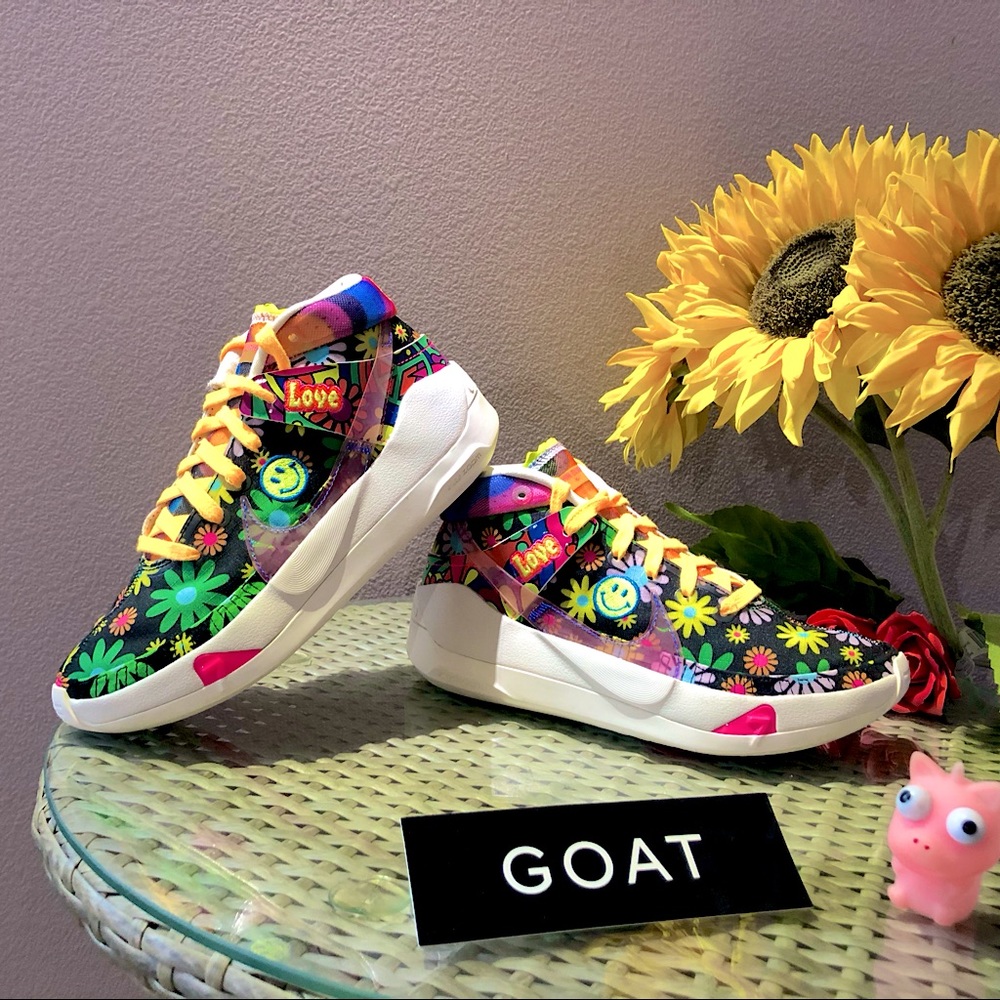 BLACK FRIDAY 35% SALE! Rare / Limited Edition KD 13 Size 4.5Y Wmns 6